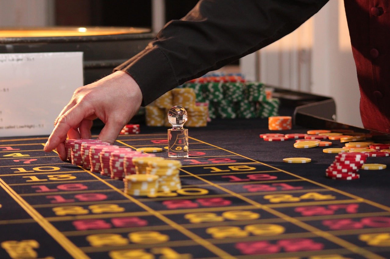 ksr77 ပလက်ဖောင်းပေါ်ရှိ Slots Jackpot နှင့် VIP အကောင့်ဒက်ရှ်ဘုတ်